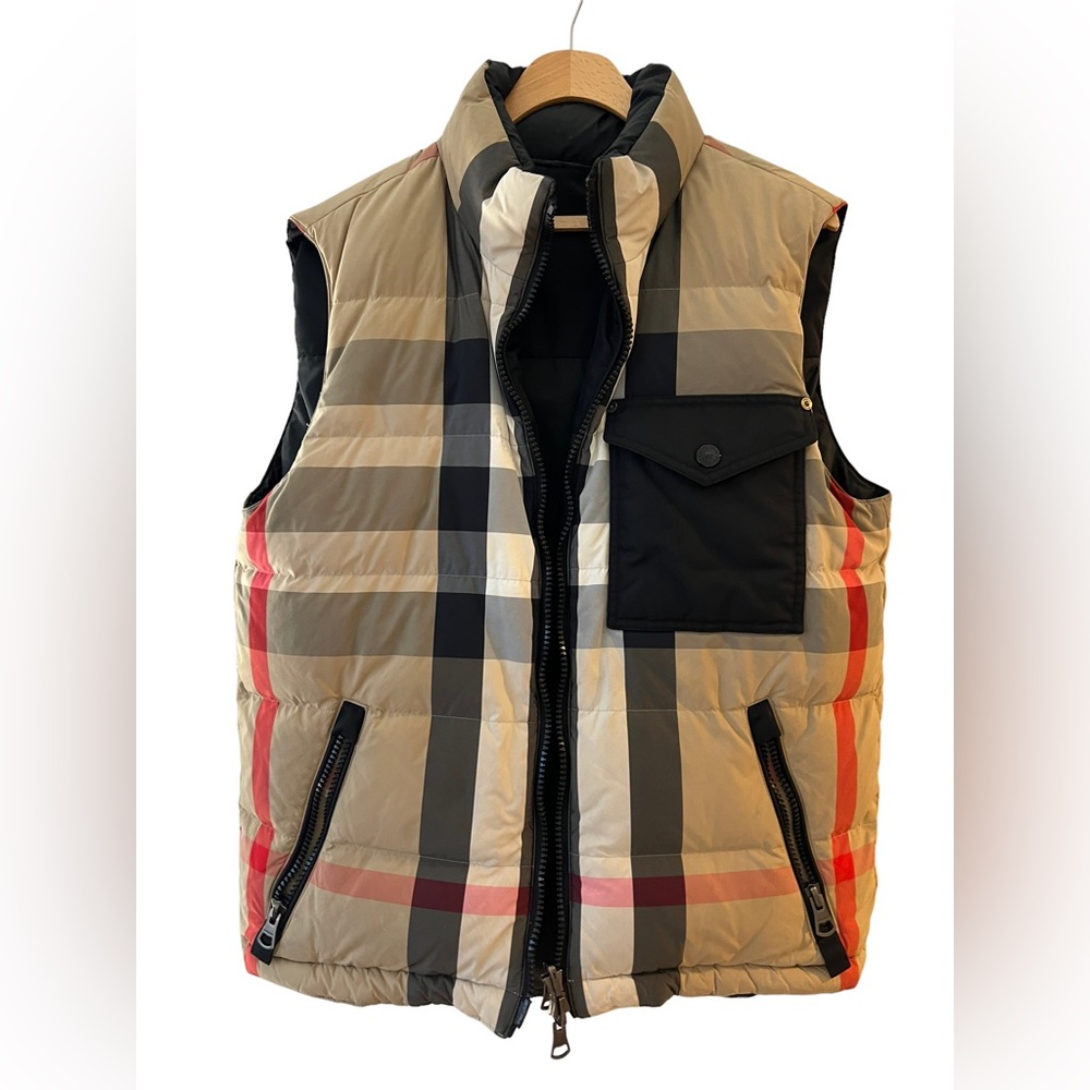 BNWOT Burberry Reversible Down Puffer Vest